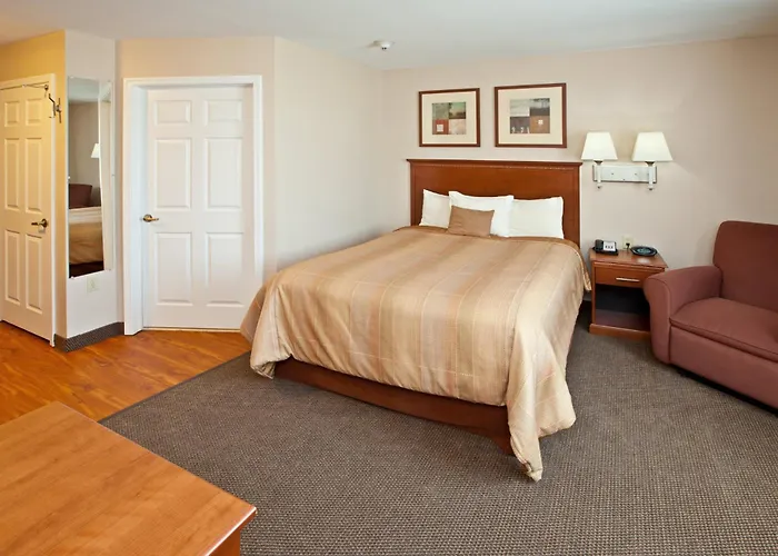 Candlewood Suites Louisville North