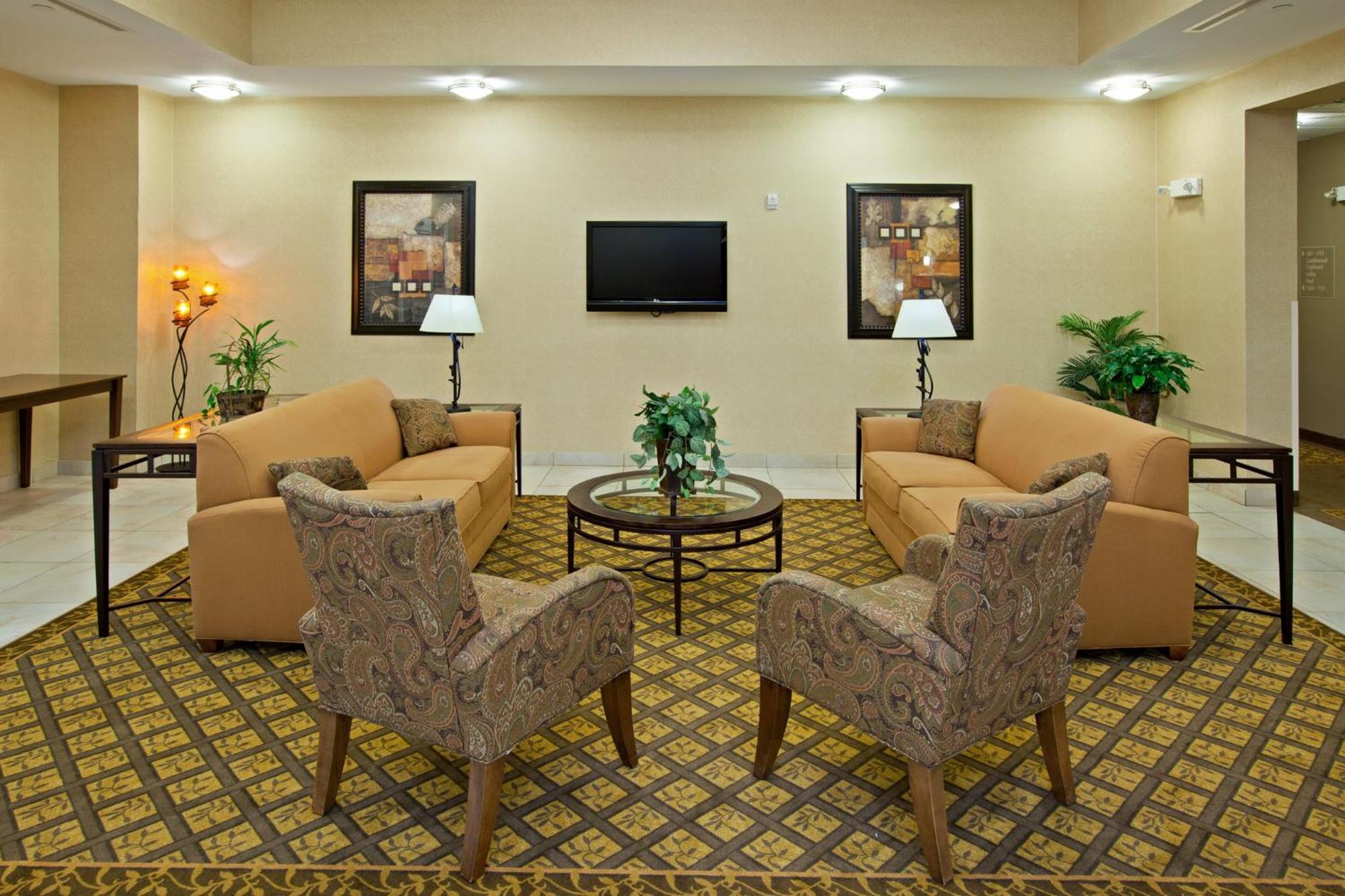 Candlewood Louisville North By Ihg Hotel Clarksville (Clark County)