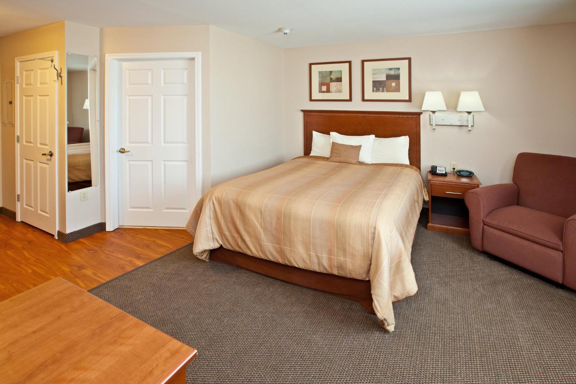 Candlewood Louisville North By Ihg