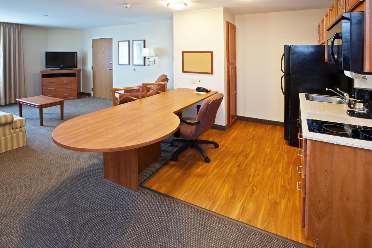 Candlewood Louisville North By Ihg