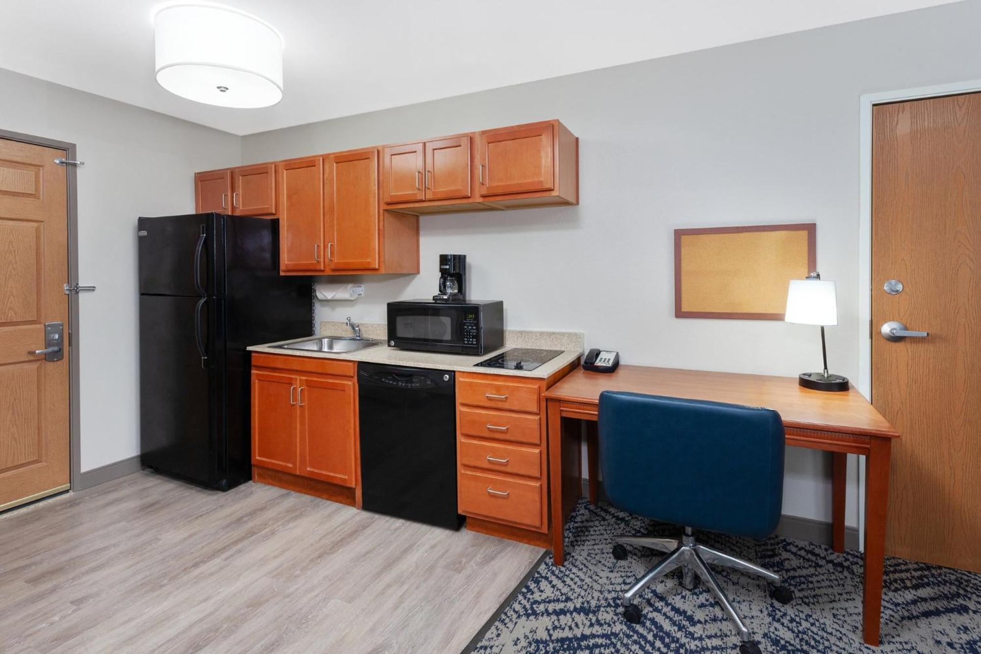 Candlewood Louisville North By Ihg Hotel Clarksville (Clark County)