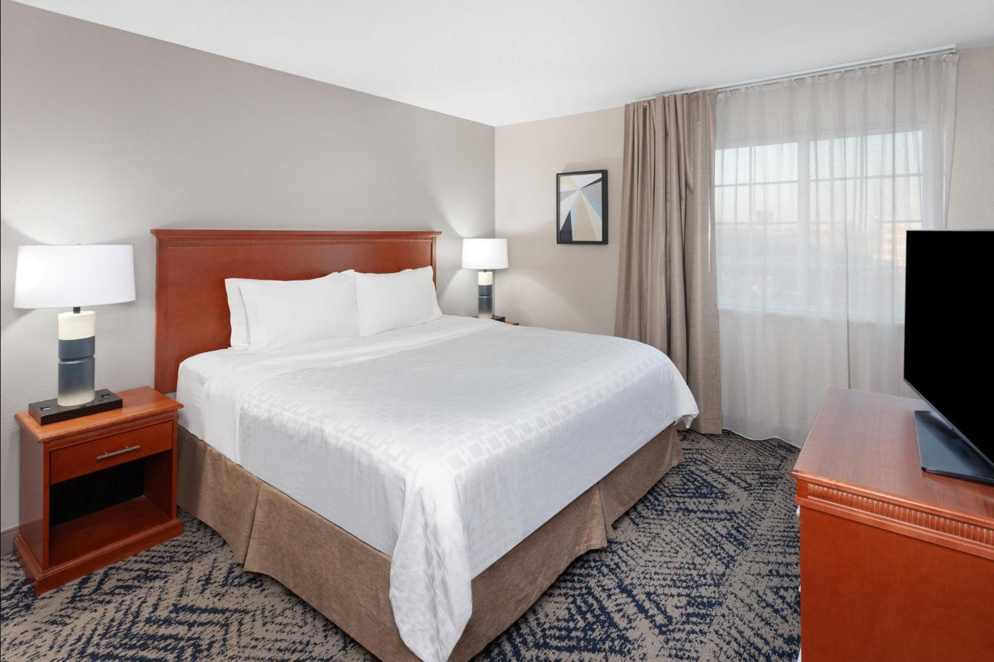 Candlewood Louisville North By Ihg Hotel
