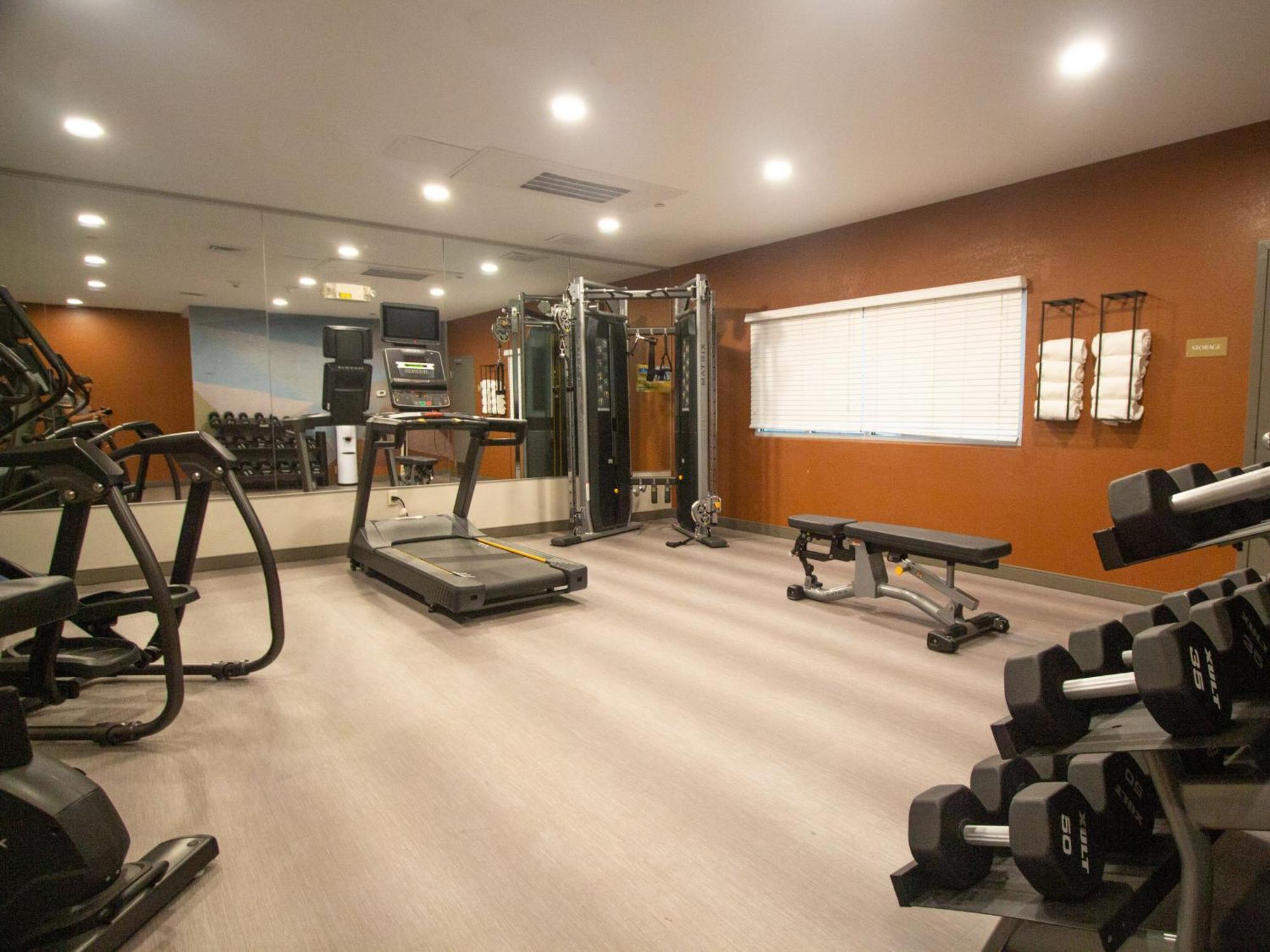 Hotel Candlewood Louisville North By Ihg