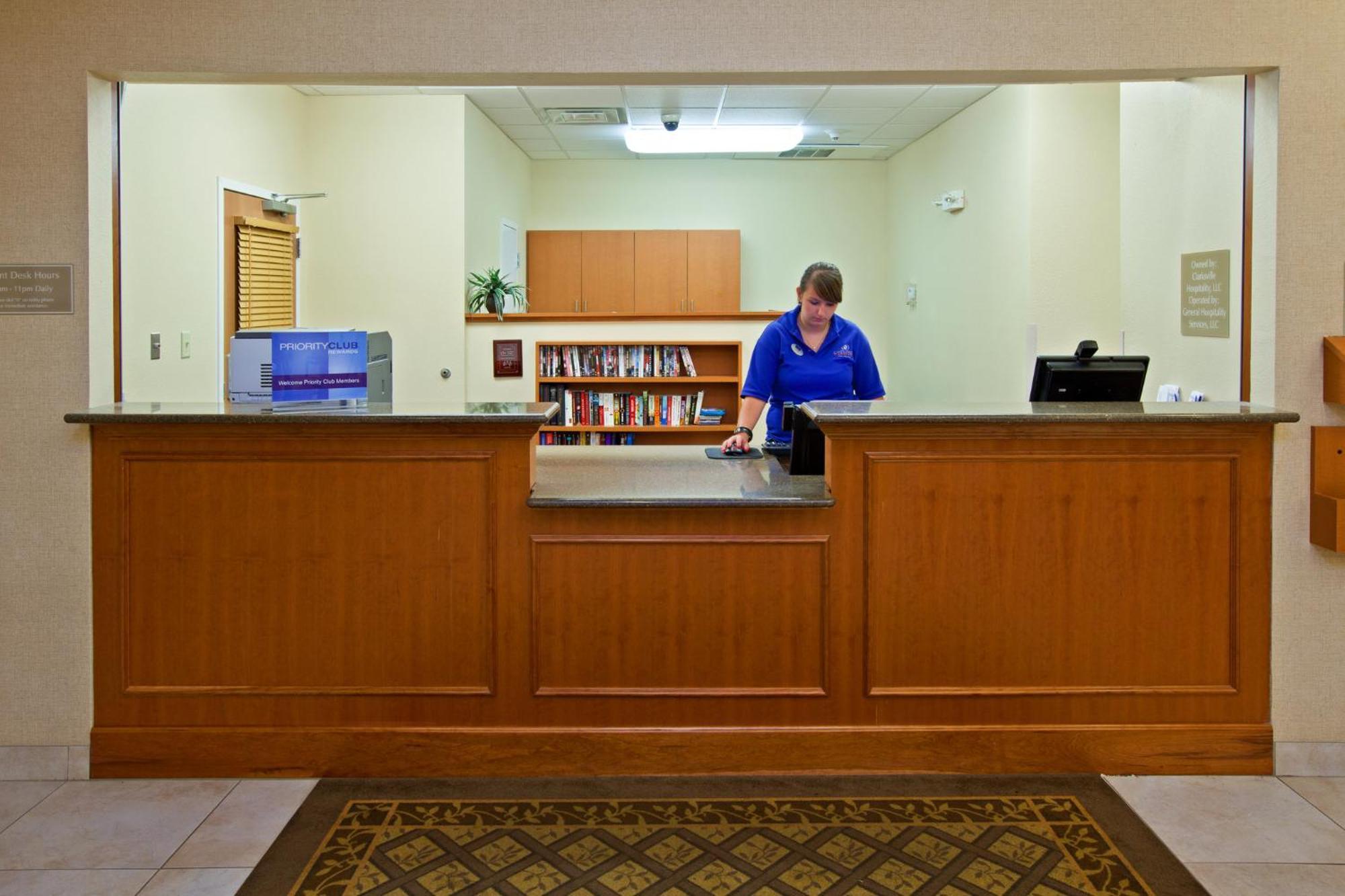 Candlewood Louisville North By Ihg