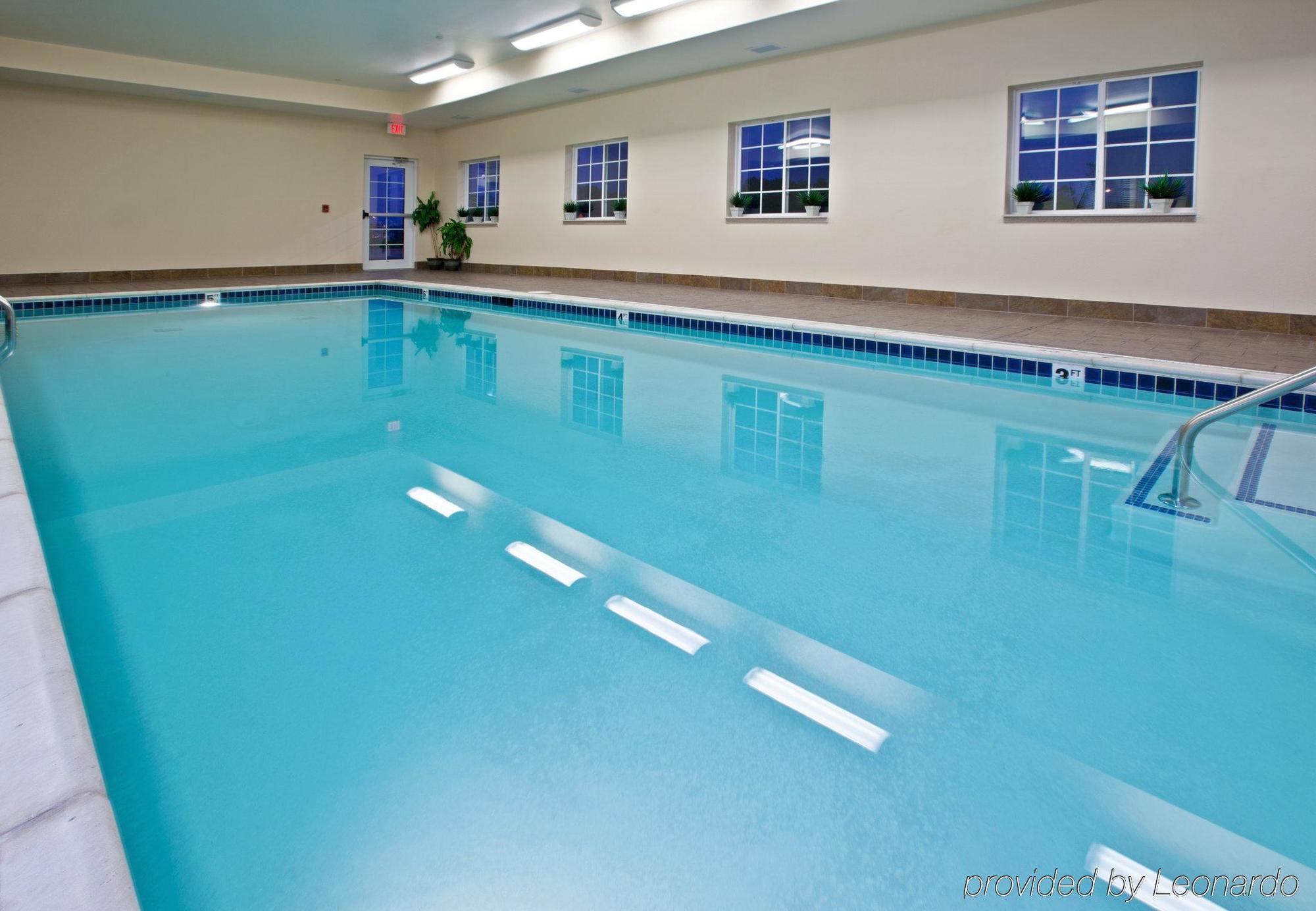 Candlewood Louisville North By Ihg Clarksville (Clark County)